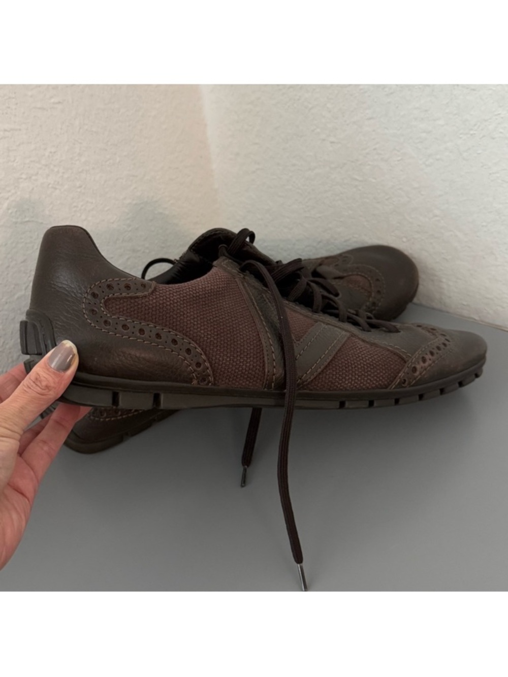 Louis Vuitton Men's Dark Brown Mixed-Material Sneakers size 10.5 - Picture 10 of 16